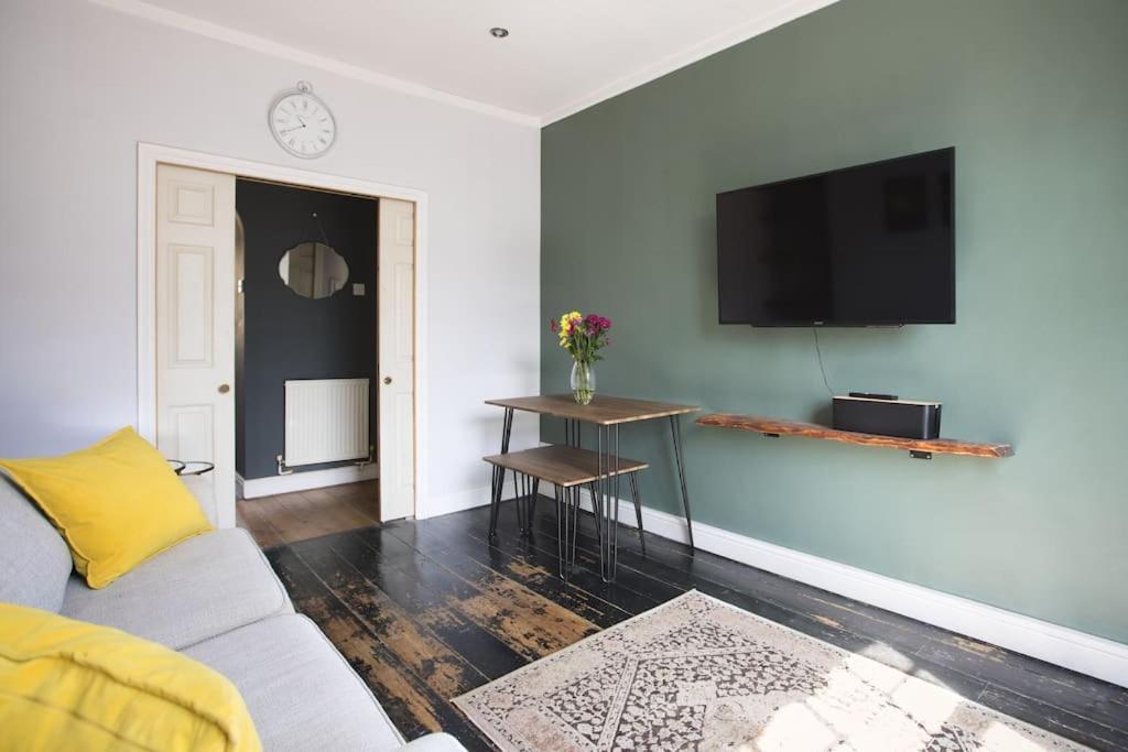 Top-floor Covent Garden Flat * Londen